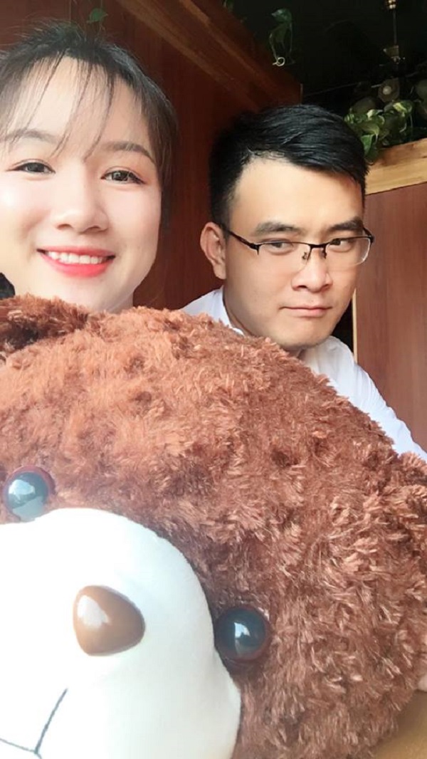Vợ chồng Nhâm cũng rất hay chụp ảnh tự sướng cùng nhau.