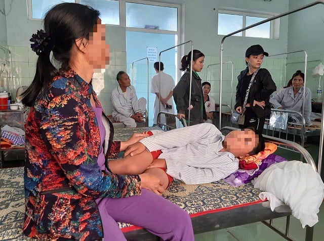 Em N. lúc đang nằm điều trị tại bệnh viện.