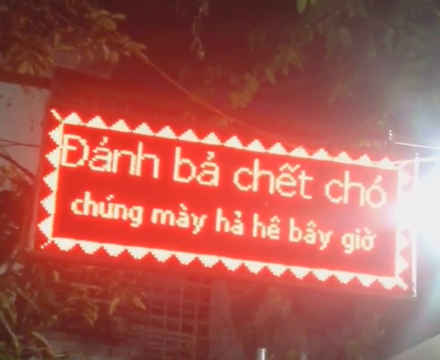 Tấm bảng đèn led về công nghệ chửi thời 4.0.