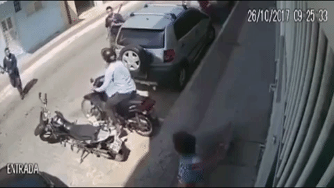 Tên cướp bị tóm gọn.