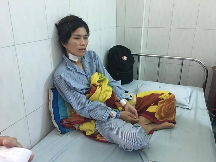 Chị Hoa đang điều trị tại bệnh viện.