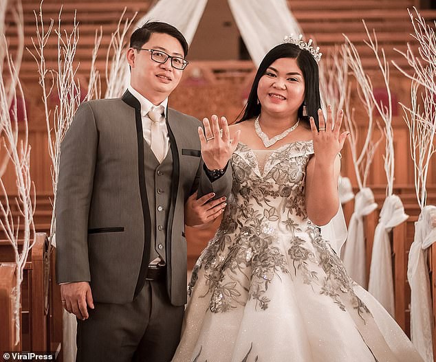 Cô dâu Shine Tamayo và chồng. Ảnh: Viral Press.