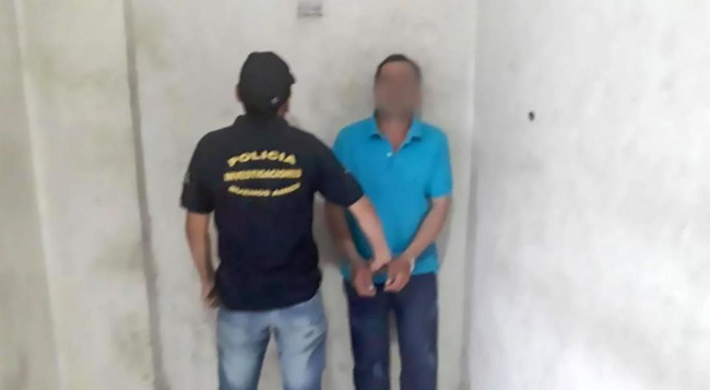 Gã chủ nhà Juan Bautista Rotela Dominguez cũng đã bị bắt giữ.
