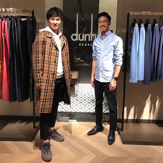 Hình ảnh đời thường trẻ trung và sành điệu.