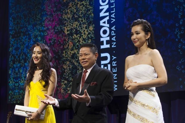 ty-phu-hoang-kieu-sharoncuneta.com