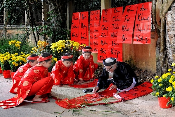 khaibutdauxuan-1709
