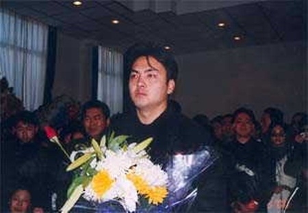tieu-kiem-moi-la-nguoi-yeu-huong-phi-nhat-vi-nang-doc-than-suot-18-nam-9dbd02