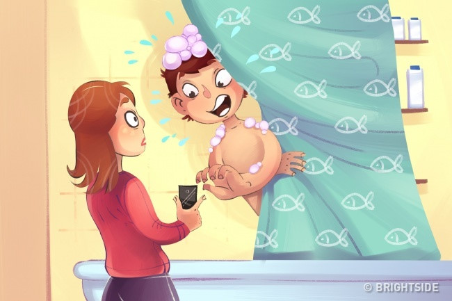 Nếu anh ấy không muốn bạn cầm điện thoại hay luôn tắt điện thoại mỗi khi vào phòng tắm thì thực sự là có chuyện mờ ám. Bạn nên tìm hiểu rõ ràng nhé!