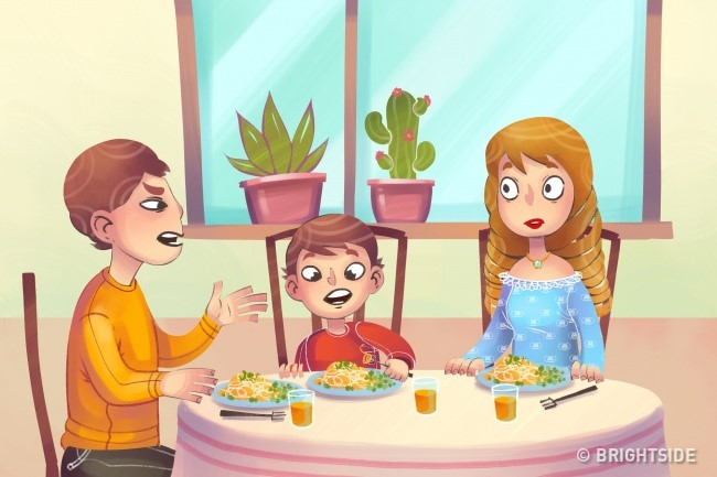 Trong tình yêu, khó tránh khỏi việc ghen tuông, giận hờn vô cớ. Nhưng nếu người ấy thường xuyên tỏ ra ghen một cách vô lý và thái quá, bạn nên xem lại. Rất có thể anh ta có người khác và đang tìm cơ hội để nói lời chia tay nhưng vẫn được tiếng là người chung thủy hoặc bị lừa dối.