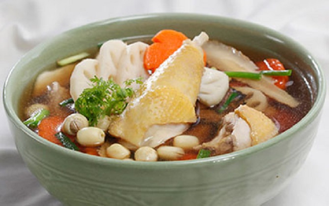 20170220-canh-ga-nau-hat-sen