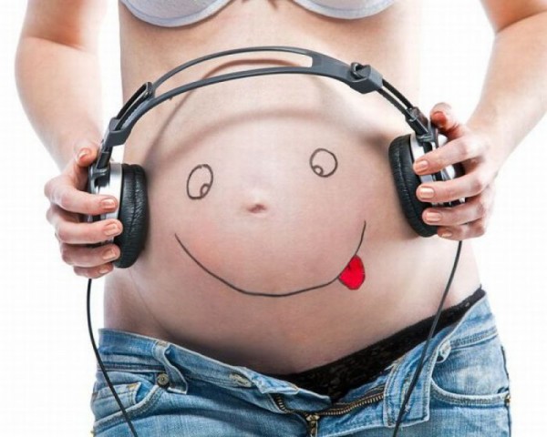 Hãy cho thai nhi nghe những bản nhạc nhẹ nhàng