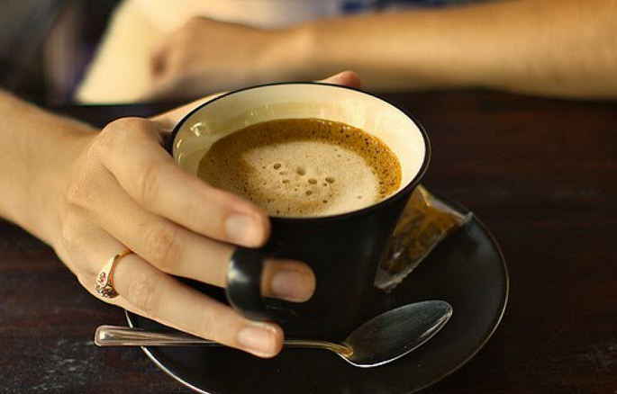 gambar-minum-kopi-08345010