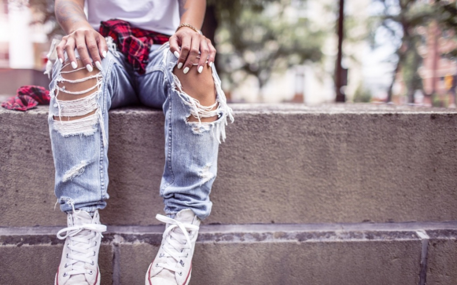 4619_jeans_ripped_clothes_shoes_model-36384.jpgd