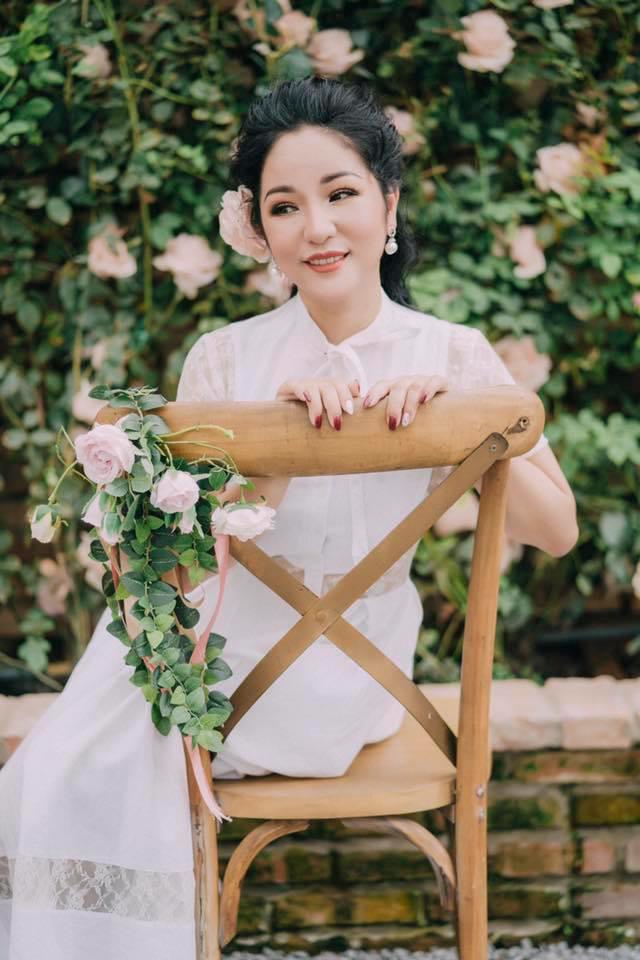 Dòng trạng thái thâm thúy của Thúy Nga nhận được nhiều sự quan tâm của cư dân mạng. Nhiều chị em tỏ ra đồng tình với quan điểm của bà mẹ đơn thân.