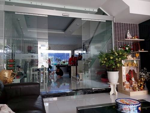 Ngôi nhà của Trấn Thành nổi bật với 2 gam màu đen - trắng    