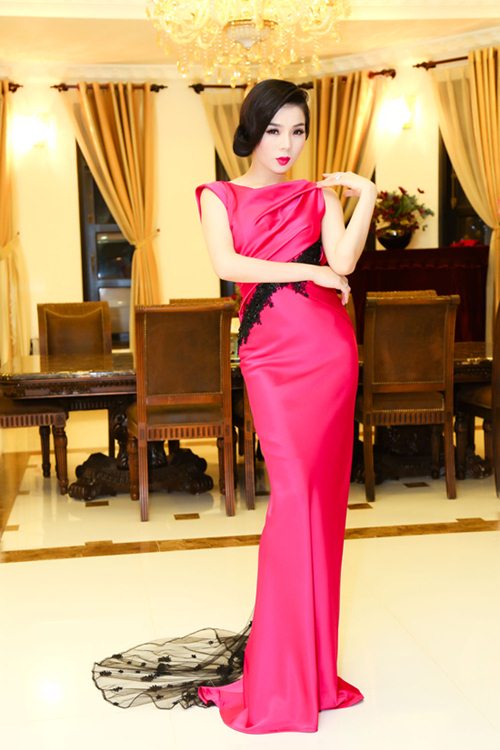 Căn biệt thự nhà Lệ Quyên nằm ở quận 2, Tp. HCM.