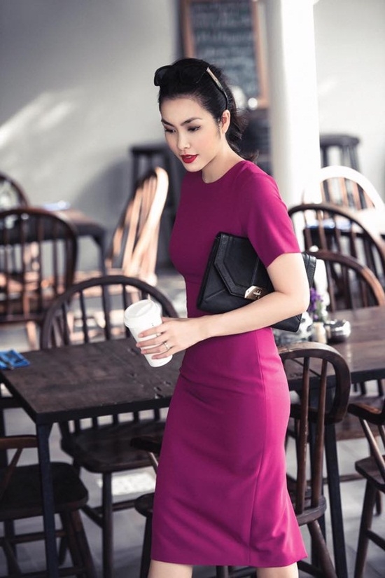 Vẻ đẹp của Hà Tăng sau sinh khiến gái chưa chồng cũng phải 