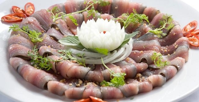 top-5-mon-an-dac-san-nen-nem-thu-mot-lan-khi-den-ha-tinh-7491-1493359946233
