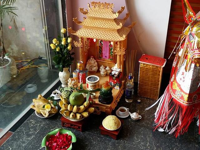vi-sao-ban-tho-than-tai-khong-duoc-phep-dat-tren-cao-ma-phai-dat-sat-dat-avavavaa-1519266887-893-width640height480