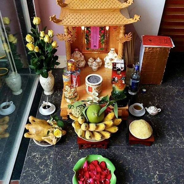 ban-tho-than-tai-gom-nhung-gi-khi-tho-cung-2