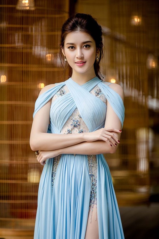 toc-ngan-ca-tinh-khong-nhan-ra-day-la-a-hau-huyen-my-hinh-2