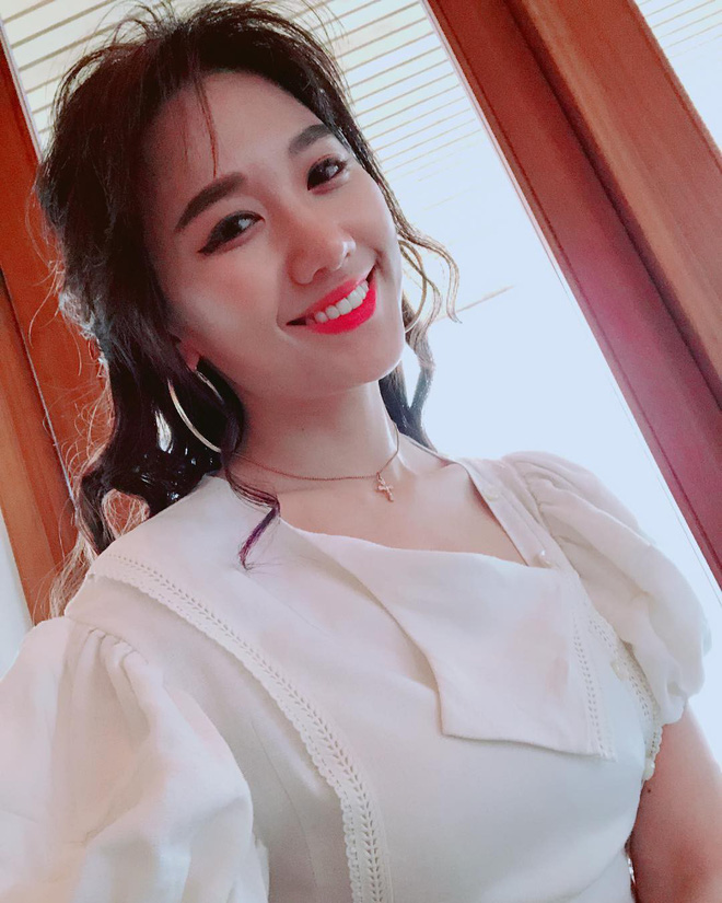 long-may-tran-thanh-hariwon-02