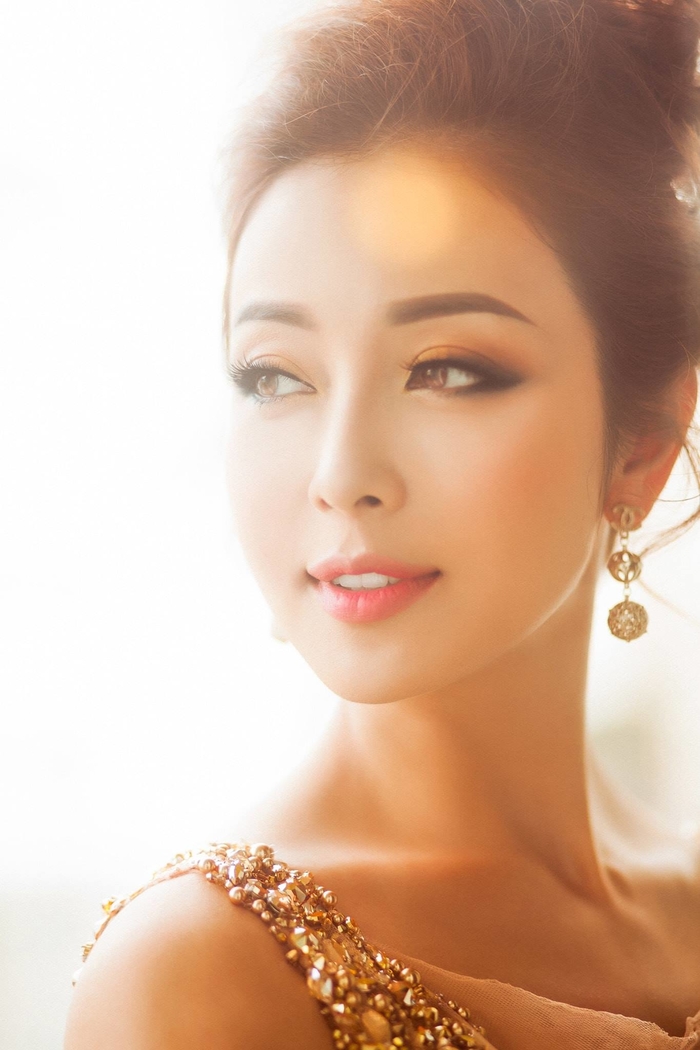 jennifer-pham-lo-dau-hieu-lao-hoa-7303b4