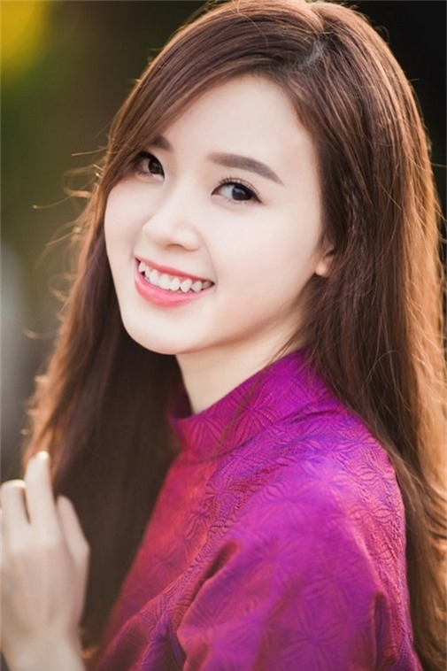 thuong-xuyen-trang-diem-midu-gay-choang-voi-mat-moc-sau-khi-bo-lop-khau-trang_2