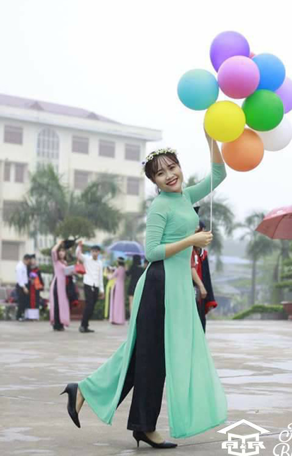 nu-sinh-ngoai-thuong-mac-ung-thu-thuc-tinh-nguoi-tre-hay-roi-xa-dien-thoai-29-0255-0932