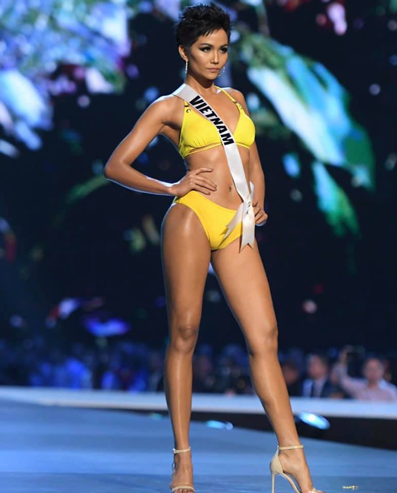 1545024563-323-hen-1-1545020439-width772height960