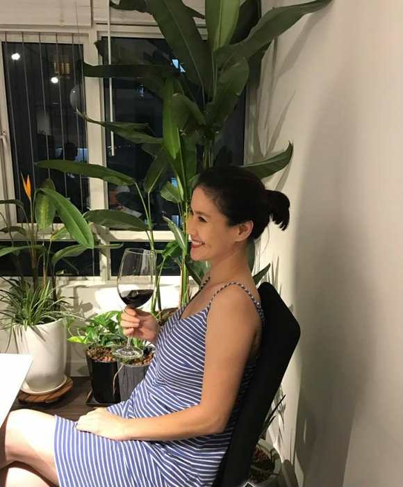 nha-than-thuy-ha-ngoisaovn-1-ngoisao