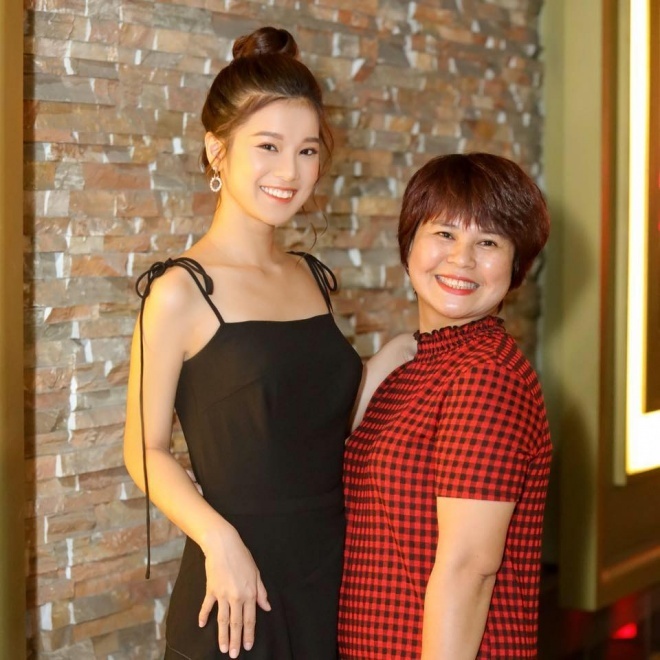 hoang-yen-chi-bi1ngossaovn-5-ngoisao-101031374