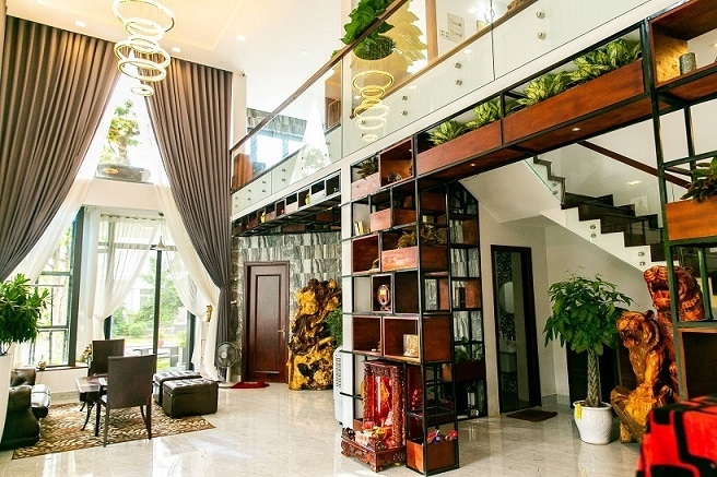 chiem-nguong-biet-thu-20-ty-long-lay-cua-ca-si-quach-thanh-danh-727f36