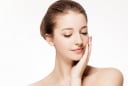 2 loại serum nên dùng mỗi ngày để da chậm lão hóa và luôn căng mịn