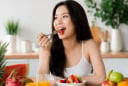 5 loại quả được ví như “kem chống nắng tự nhiên”: Ăn đúng giúp da khỏe, ít sạm hơn ngày nắng nóng