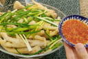 Cách làm chân gà hấp hành ngon
