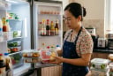 Tủ lạnh mùa hè: 4 loại thực phẩm càng để lâu càng dễ sinh vi khuẩn