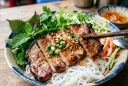 Cách làm bún thịt nướng chuẩn quán, thơm lừng ai ăn cũng mê