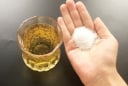 Thêm chút muối vào cốc bia có tác dụng gì?