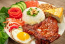 Mẹo ướp thịt nướng làm cơm tấm sườn bì chả đậm đà, thơm ngon không kém ngoài hàng