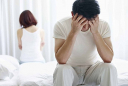 Căng thẳng kéo dài âm thầm ảnh hưởng đến sức khỏe sinh lý phái mạnh