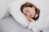 Làm điều này trước khi đi ngủ, bạn sẽ thấy sự khác biệt ngay vào sáng hôm sau