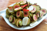 Muối sung cứ cho thêm thứ này vào, đảm bảo sung ngon, giòn mà không bị chát