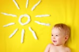 3 lý do cha mẹ bắt buộc phải cung cấp đầy đủ hàm lượng vitamin D3 cho trẻ sơ sinh