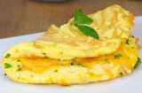 Làm ngay món trứng chiên sữa tươi thơm ngon, bé biếng ăn đến mấy cũng thích mê