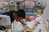 Bé trai 7 tuổi hôn mê, nguy kịch sau khi mổ lấy đinh ở tay