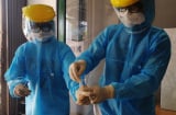 3 trường hợp F1 với bệnh nhân 447 ở Hà Nội có biểu hiện sốt, đau họng đã được cách ly