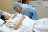 Hoàng Oanh lần đầu tiết lộ hình ảnh của con trai, gửi lời cảm ơn mẹ ruột khiến ai cũng xúc động