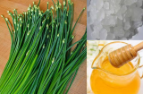 Đừng rửa lá hẹ với nước, cứ làm theo cách này đảm bảo sạch bong hết bụi bẩn