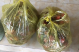 Biếu hai bên nội ngoại mỗi nhà 5 kg chôm chôm, vợ bị chồng hạch sách: 'Nhà nội phải nhiều hơn nhà ngoại chứ!'